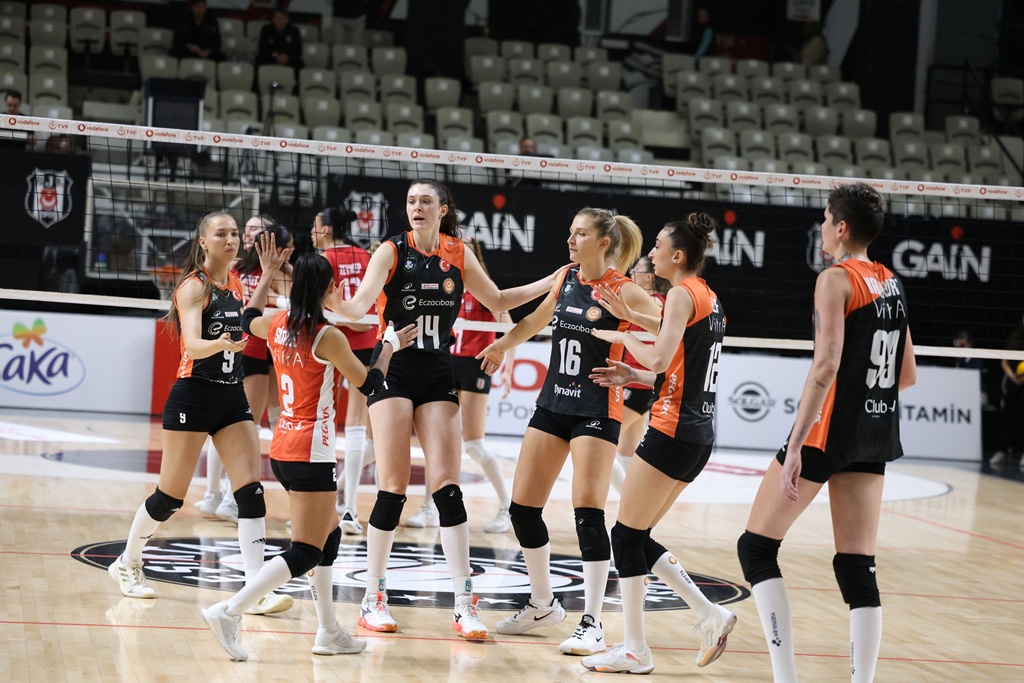 Eczacibasi-Dynavit-5-1.jpg