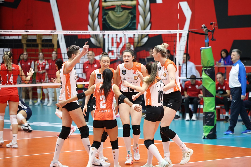 Eczacibasi-Dynavit-3.jpg