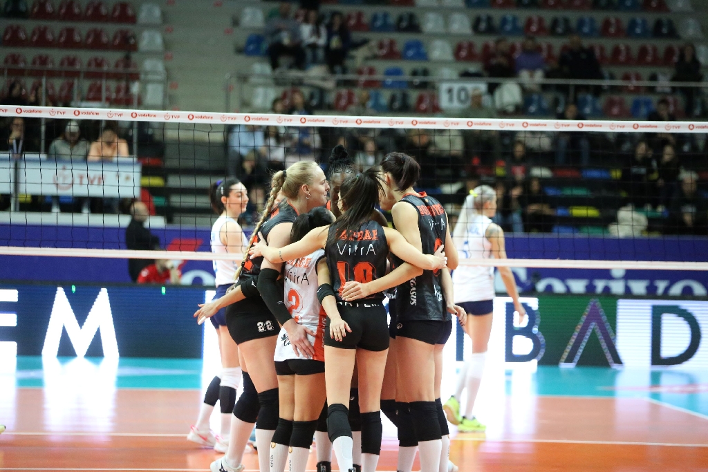 Eczacibasi-Dynavit-4-3.jpg