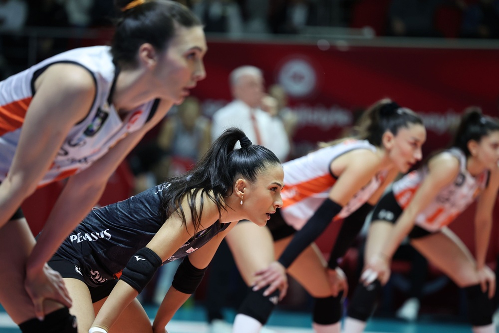 Eczacibasi-Dynavit-1-2.jpg