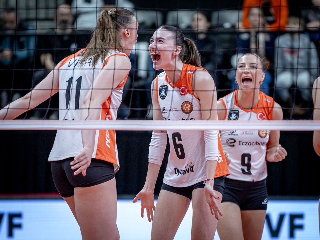 Eczacibasi-Dynavit_Aydin-BB.jpg
